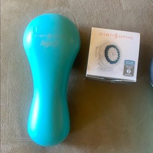 Mia 2 Clarisonic with brand new deep pore brush